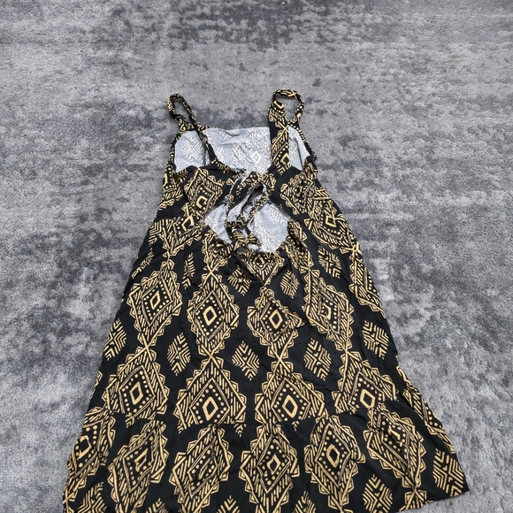 Lily Morgan dress - Picture 2 of 3